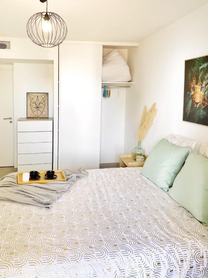 Appartamento Luxurious Flat At 5 Min By Walk To Monaco, Free Parking And Sea View Beausoleil Esterno foto