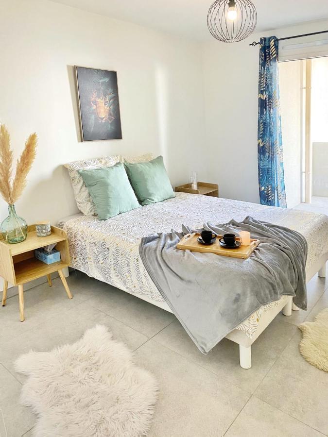 Appartamento Luxurious Flat At 5 Min By Walk To Monaco, Free Parking And Sea View Beausoleil Esterno foto