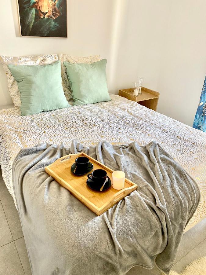 Appartamento Luxurious Flat At 5 Min By Walk To Monaco, Free Parking And Sea View Beausoleil Esterno foto