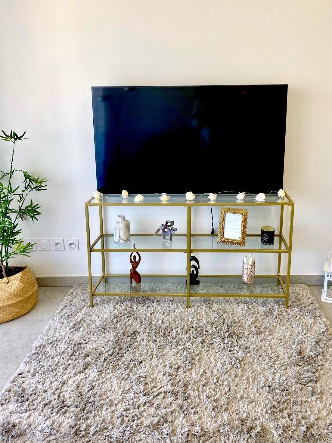 Appartamento Luxurious Flat At 5 Min By Walk To Monaco, Free Parking And Sea View Beausoleil Esterno foto